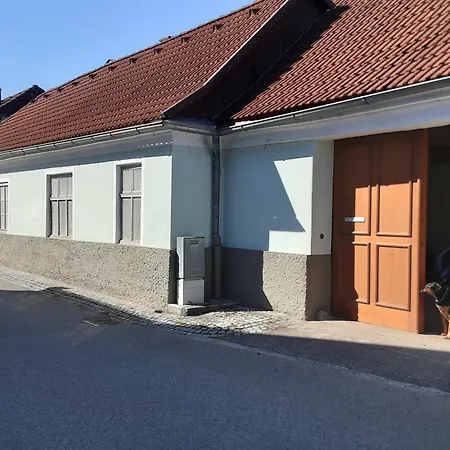 Schlickendorf Apartment